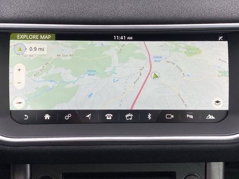 Used 2019 Land Rover Range Rover Evoque SE Premium image 12