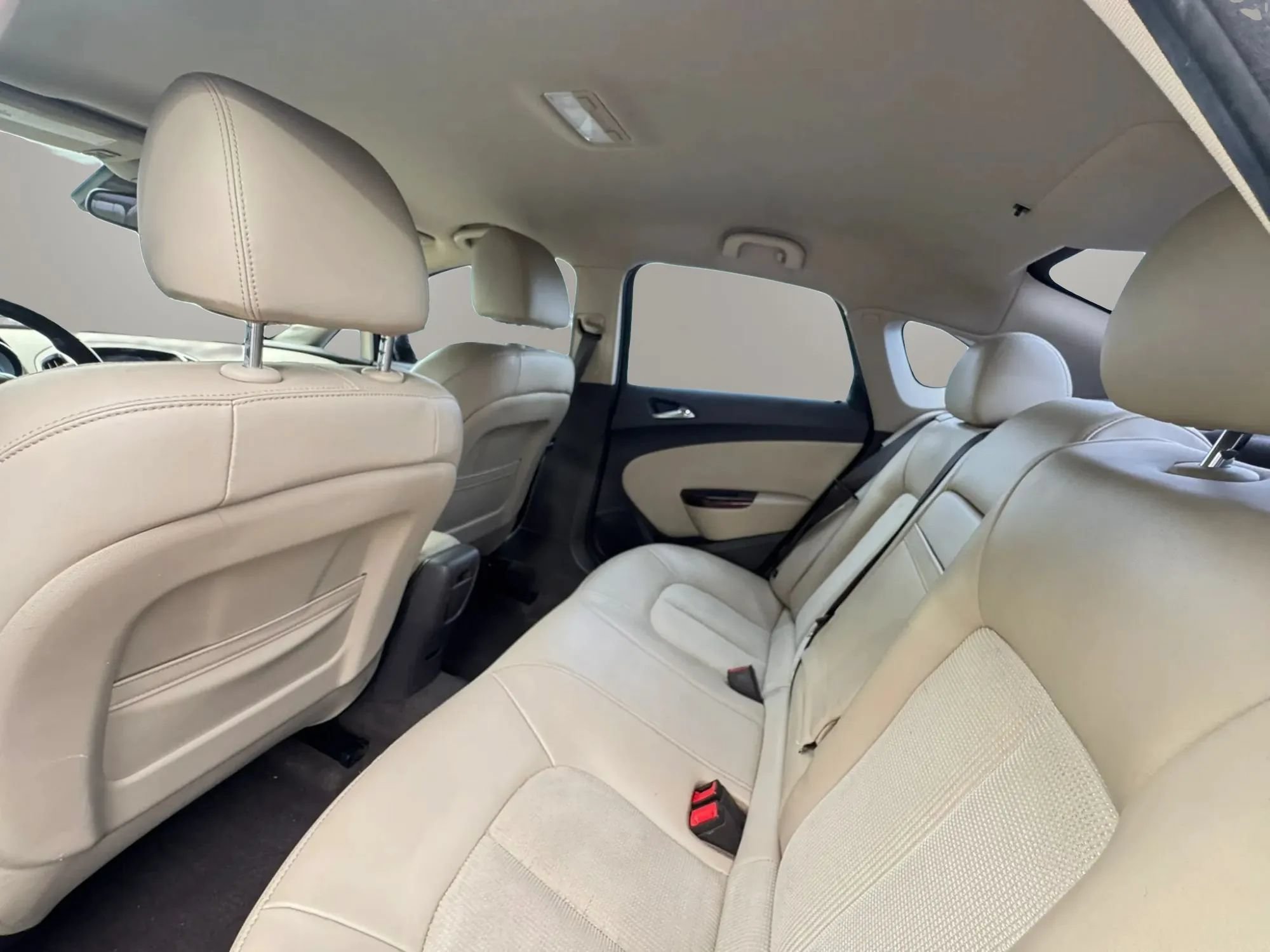 Used 2014 Buick Verano FWD image 12