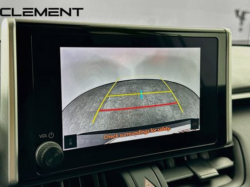 Used 2025 Toyota RAV4 LE FWD image 20