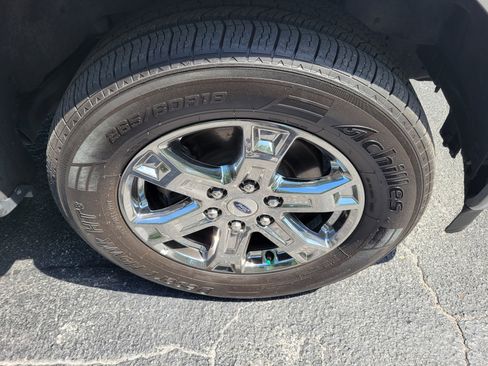 Used 2023 Ford F150 Lariat RWD image 38