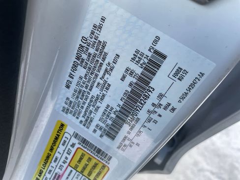 Used 2020 Ford Fusion SE image 31