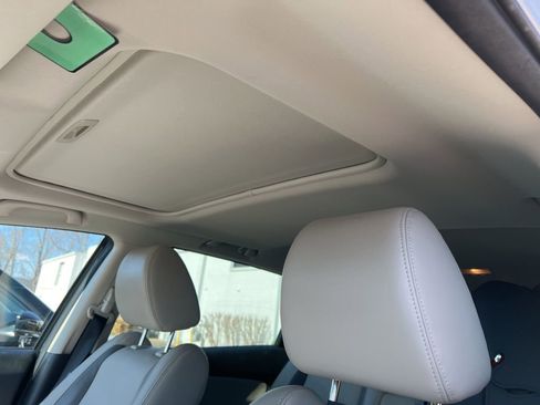 Used 2012 MAZDA CX-9 Grand Touring w/ Moonroof & Bose Audio Pkg image 5