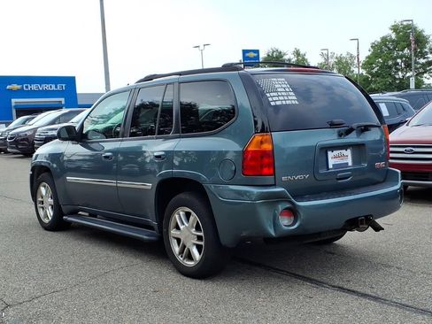 Used 2009 GMC Envoy SLT w/ Sun And 6-Disc Cd Package AWD/4WD image 6
