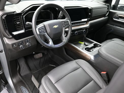Used 2024 Chevrolet Silverado 3500 LT w/ Texas Edition AWD/4WD image 22