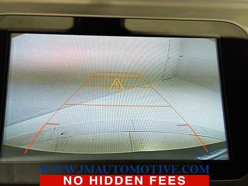 Used 2018 Chevrolet Equinox LT w/ Sun & Infotainment Package image 30