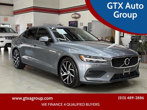 Used 2020 Volvo S60 T6 Momentum AWD/4WD image 1