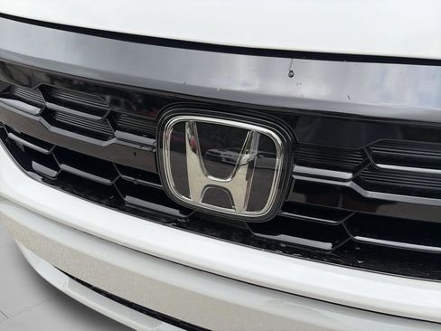 New 2026 Honda Odyssey Touring image 23