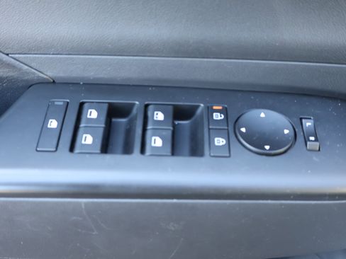 Used 2024 Hyundai Kona SE image 14