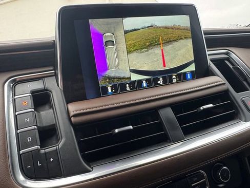 Used 2023 Chevrolet Tahoe High Country image 9