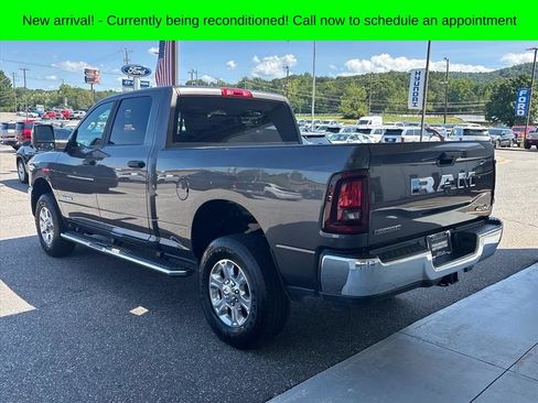 Used 2026 RAM 2500 Big Horn AWD/4WD image 2