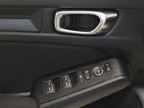 Used 2025 Honda Civic Sport image 6