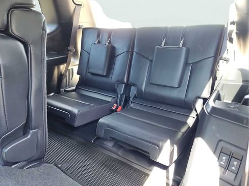 Used 2024 Lexus GX 550 w/ Accessory Package (2T) AWD/4WD image 36