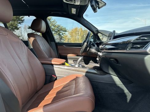 Used 2018 BMW X5 xDrive40e w/ M Sport Package image 26