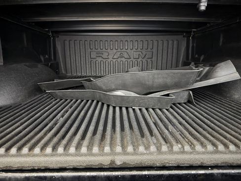 Used 2021 RAM 1500 Big Horn image 36