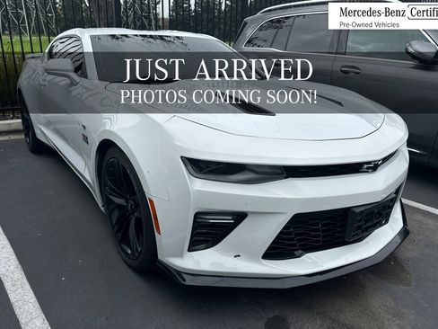 Used 2018 Chevrolet Camaro SS image 1