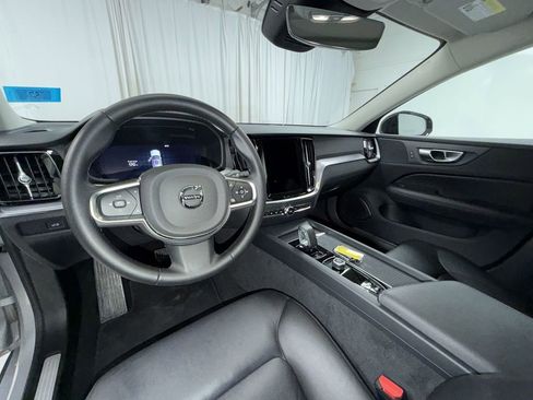 Used 2025 Volvo S60 B5 Core image 13