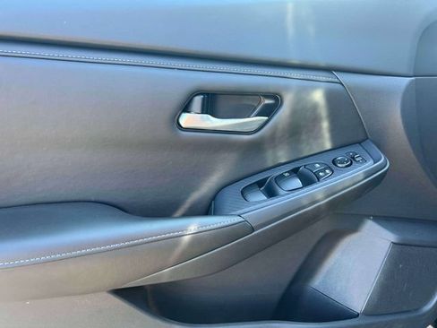 Certified 2023 Nissan Sentra SV w/ All-Weather Package FWD image 17