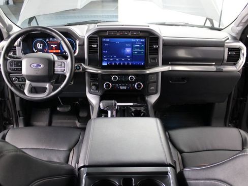 Used 2023 Ford F150 Lariat w/ FX4 Off-Road Package image 30