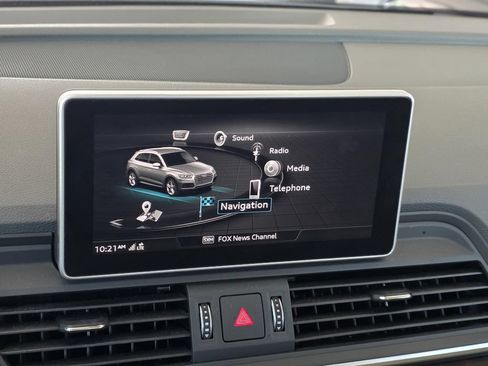 Used 2019 Audi Q5 Prestige w/ Prestige Package AWD/4WD image 16