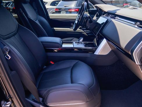 New 2026 Land Rover Range Rover SE AWD/4WD image 17