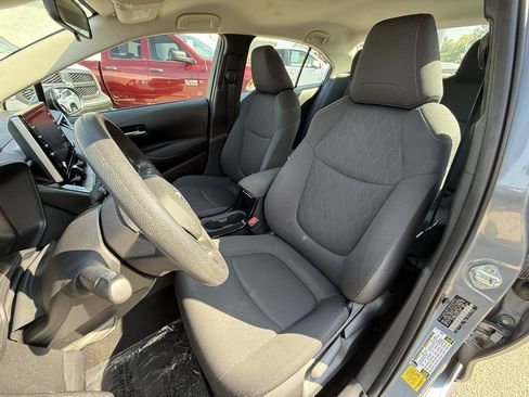 Used 2021 Toyota Corolla LE FWD image 16
