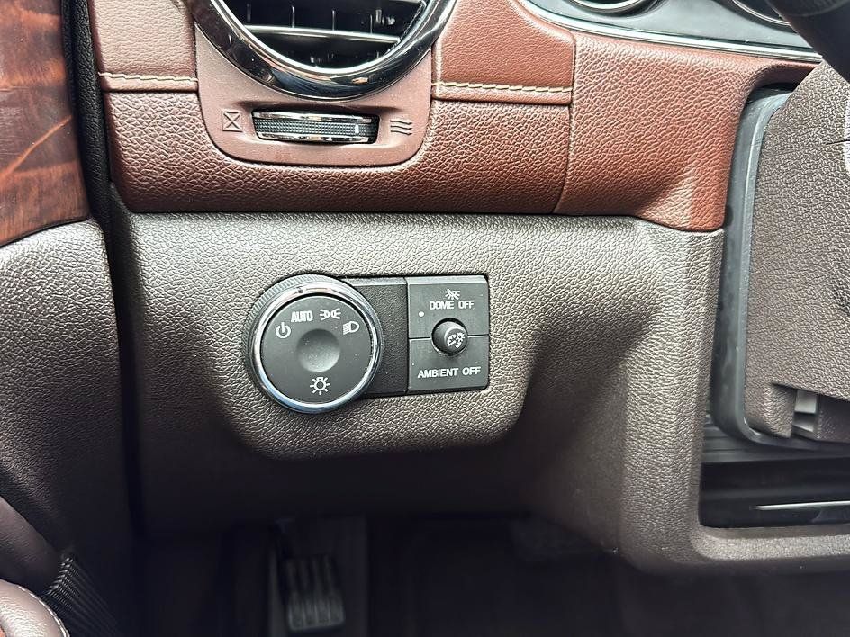 Used 2014 Buick Enclave Leather FWD image 28