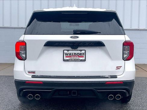 Used 2022 Ford Explorer ST w/ Equipment Group 401A image 5