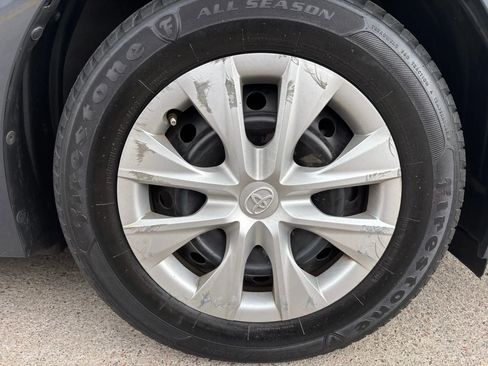 Used 2017 Toyota Corolla SE FWD image 46