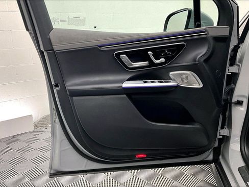 Certified 2023 Mercedes-Benz EQE 350+ 4MATIC SUV image 23