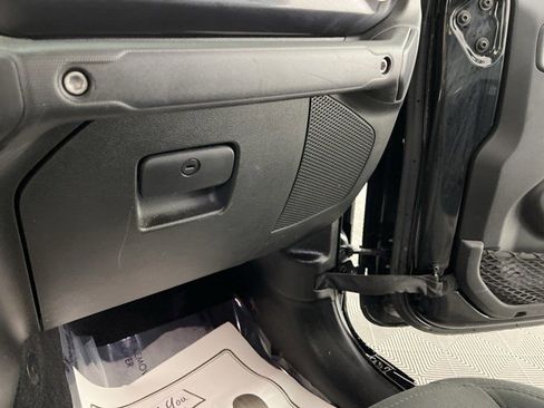 Used 2022 Jeep Gladiator Sport image 29