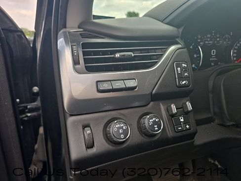 Used 2019 Chevrolet Tahoe Premier AWD/4WD image 11
