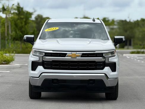 Used 2023 Chevrolet Silverado 1500 LT w/ Protection Package AWD/4WD image 2