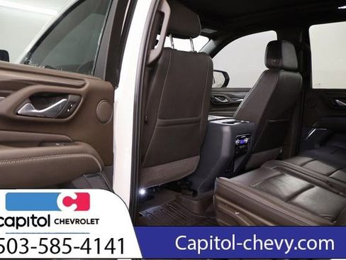Used 2021 GMC Yukon Denali w/ Denali Premium Package image 31