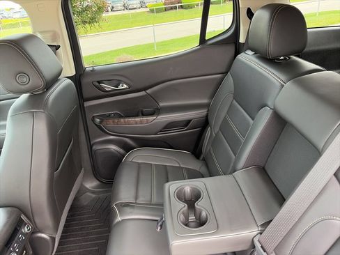 Used 2023 GMC Acadia Denali AWD/4WD image 53