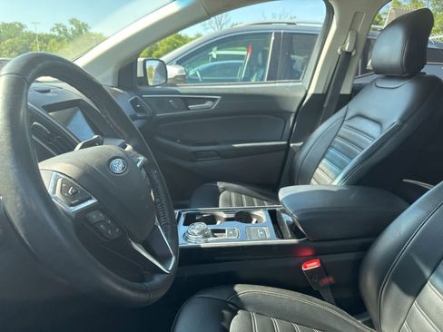 Used 2019 Ford Edge SEL w/ Equipment Group 201A AWD/4WD image 32