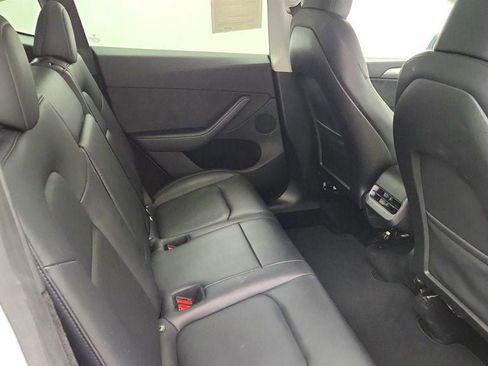 Used 2023 Tesla Model Y Long Range AWD/4WD image 28