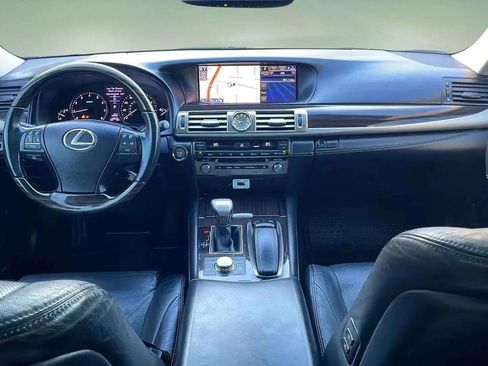 Used 2014 Lexus LS 460 AWD image 41