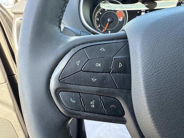 Used 2021 Jeep Cherokee Trailhawk w/ Comfort/Convenience Group AWD/4WD image 18