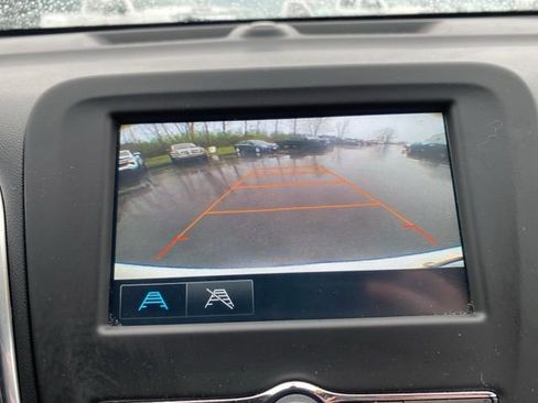 Used 2018 Chevrolet Equinox LT AWD/4WD image 17