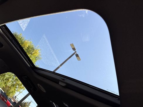 Used 2023 Buick Enclave Premium w/ Experience Buick Package image 16