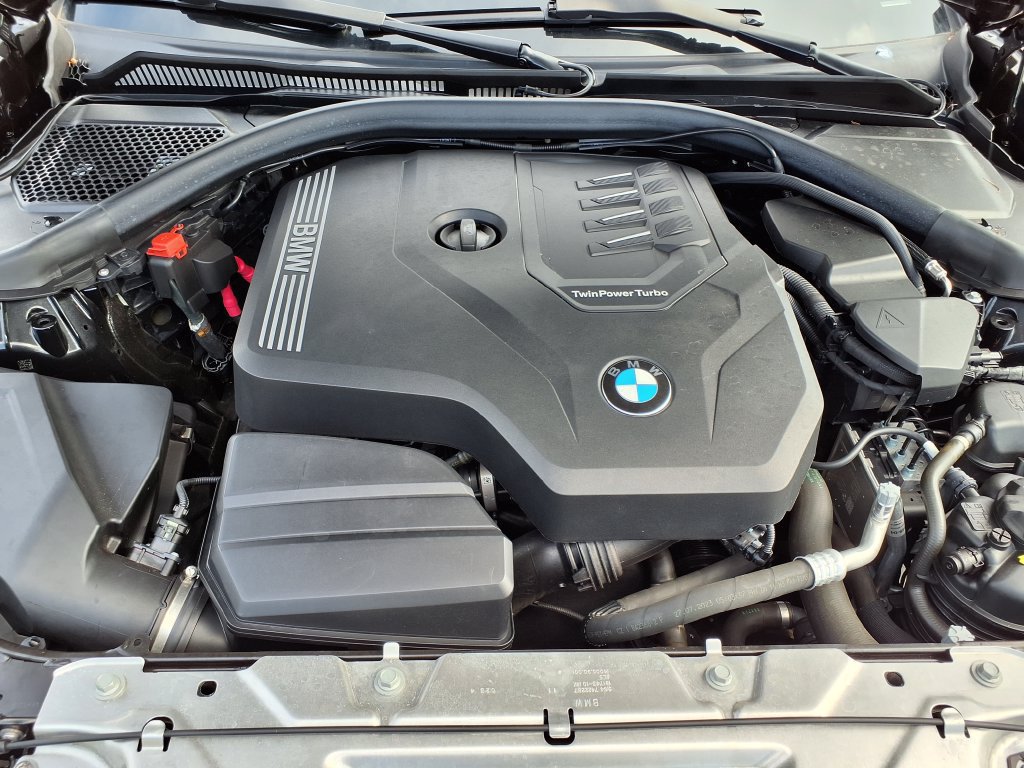 Used 2024 BMW 330i Sedan RWD image 39