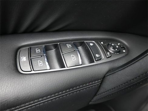 Certified 2023 Nissan Armada SL w/ Captain's Chairs Package image 13