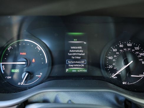 Certified 2024 Toyota Sienna LE image 13