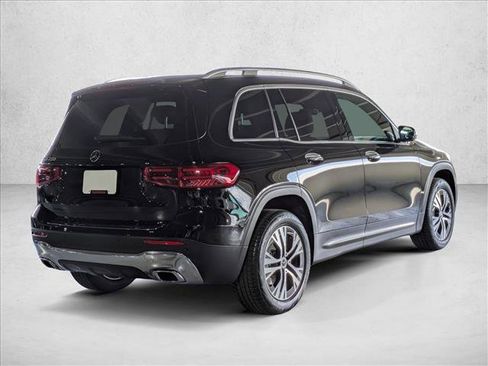 Certified 2025 Mercedes-Benz GLB 250 image 8