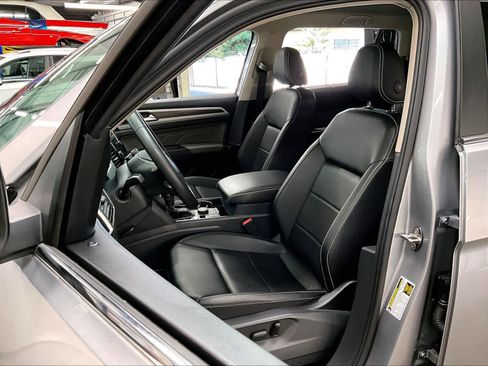 Used 2023 Volkswagen Atlas SE AWD/4WD image 26