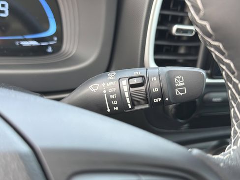 New 2026 Hyundai Venue SEL FWD image 15