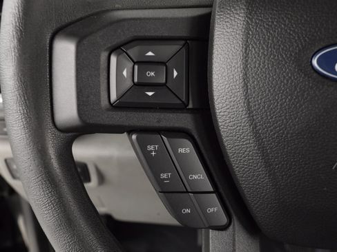 Used 2018 Ford F250 XLT w/ XLT Premium Package image 14