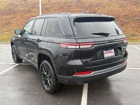 New 2026 Jeep Grand Cherokee Altitude AWD/4WD image 5