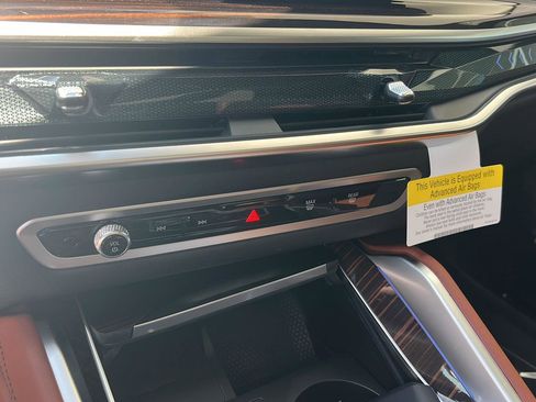 New 2026 BMW X6 xDrive40i w/ Executive Package AWD/4WD image 28