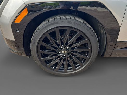 Certified 2024 Hyundai Santa Fe Calligraphy FWD image 9